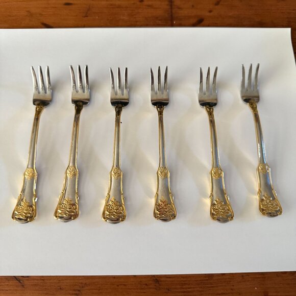 Royal Albert Old Country Roses Seafood Forks Set Of 6 Gold Accents - Picture 1 of 2
